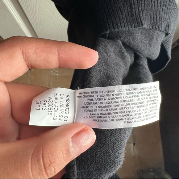 Old Navy Drawstring Waist Maternity Black Dress and Long Sleeve - Picture 5 of 8